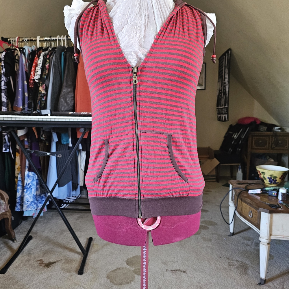 Ella Moss Red and Brown Striped Vest